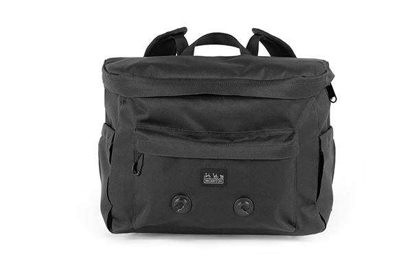 Metro Backpack Medium in Black | BernatCycles