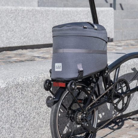 borough-roller-rack-bag-dark-grey-2